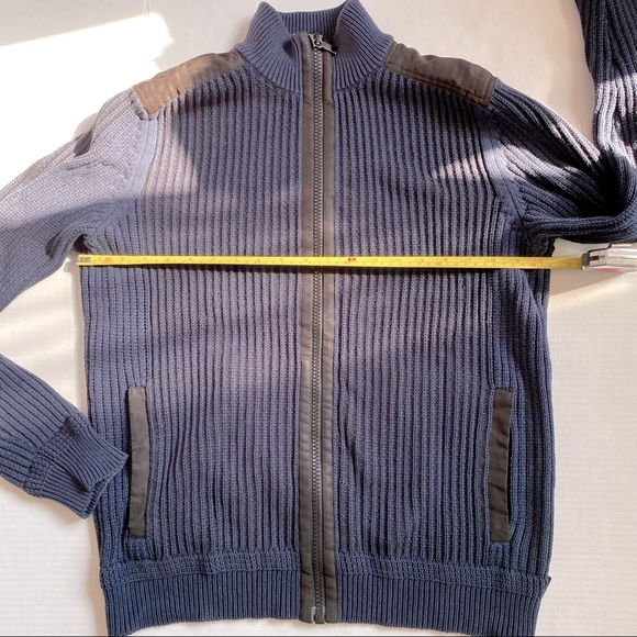 Calvin Klein men’s ribbed knit cardigan sweater. Size Medium - Picture 8 of 11